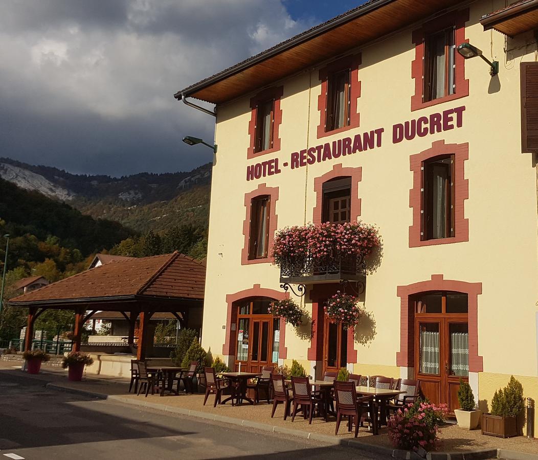 Hotel Ducret Champfromier エクステリア 写真
